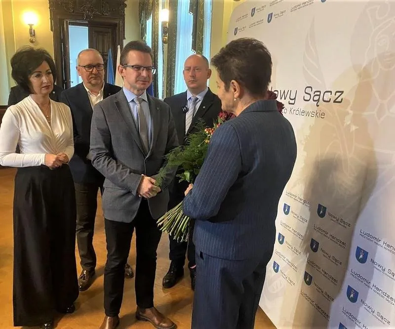 Co kryje się za decyzjami premiera? Zaskakujące szczegóły jego obligacyjnych inwestycji