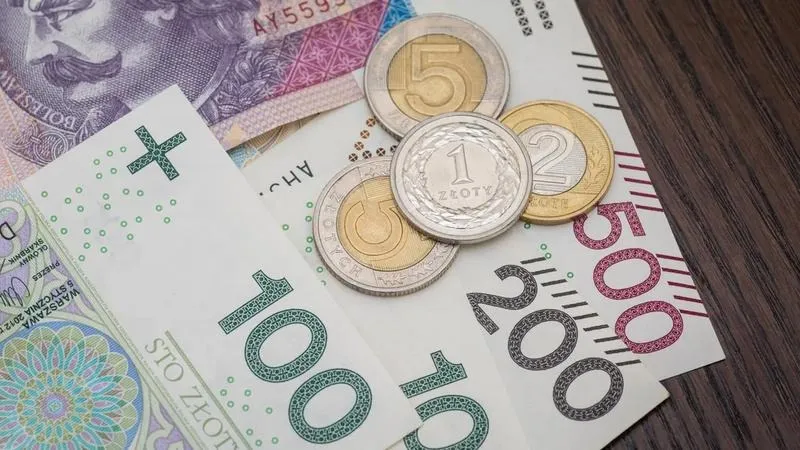 Czym jest fundusz pracowniczy? Odkryj kluczowe cele i źródła jego finansowania