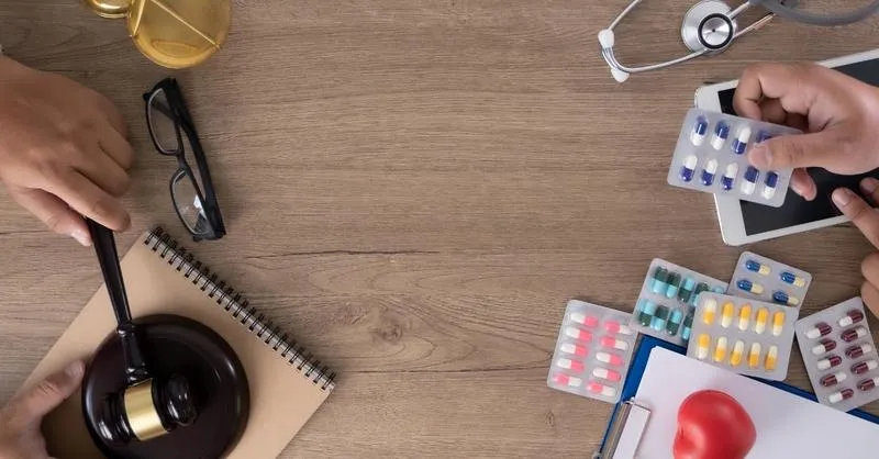 Należności publicznoprawne: Co to jest i jakie mają rodzaje oraz odpowiedzialność?