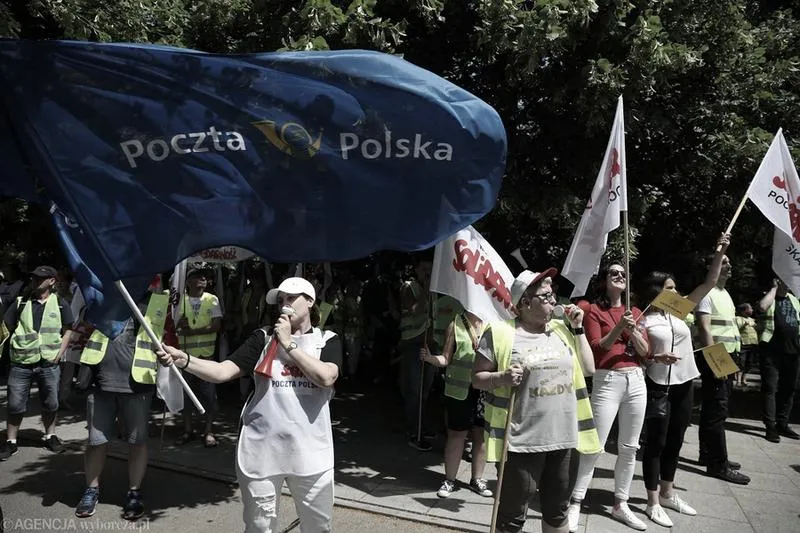 Zwolnienia grupowe poczta